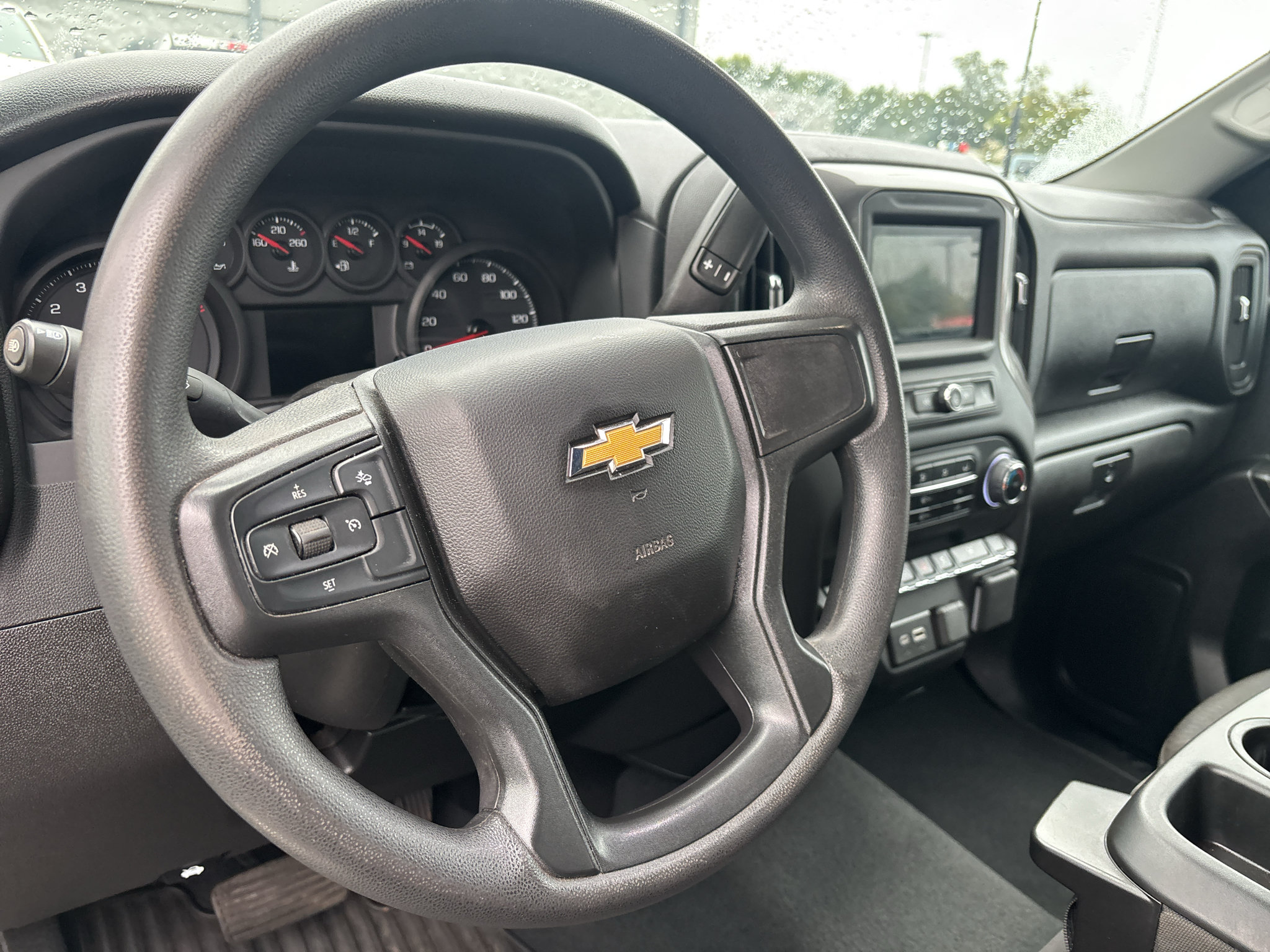 Used 2025 Chevrolet Silverado 2500 Custom w/ Custom Value Package AWD/4WD image 10