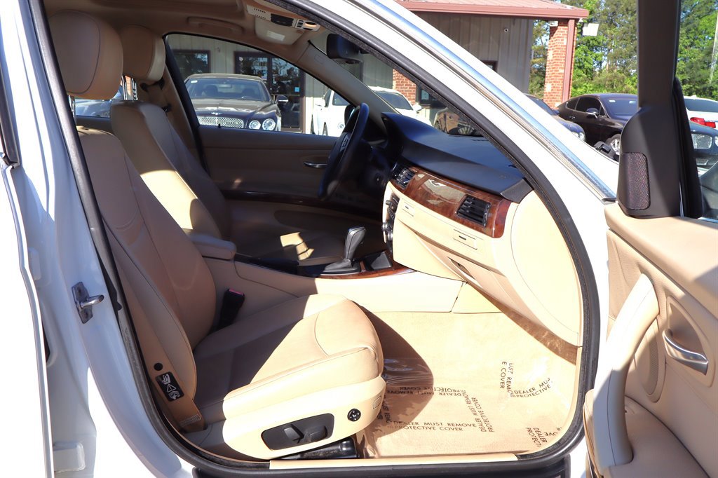 Used 2009 BMW 335d Sedan image 15
