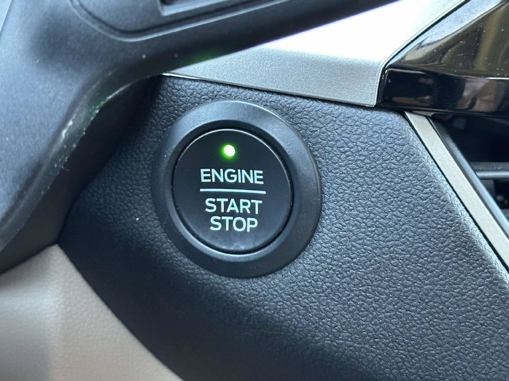 Certified 2020 Ford Escape SE Sport AWD/4WD image 22