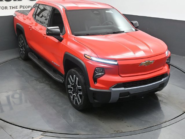 New 2026 Chevrolet Silverado EV LT AWD/4WD image 25