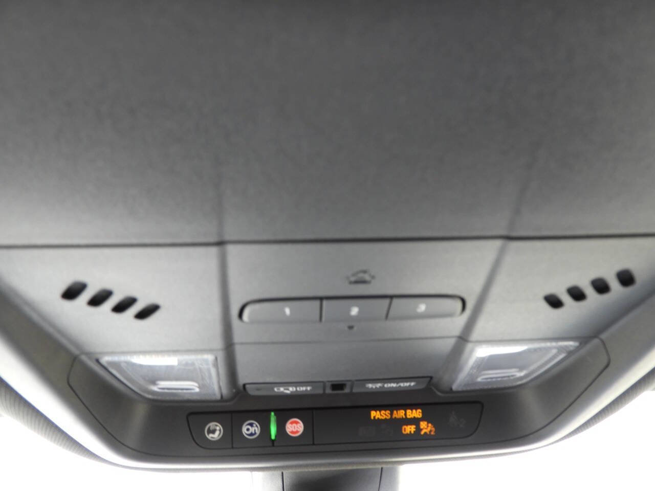 Used 2022 Buick Enclave Essence w/ Trailering Package, 5000 lbs. FWD image 43