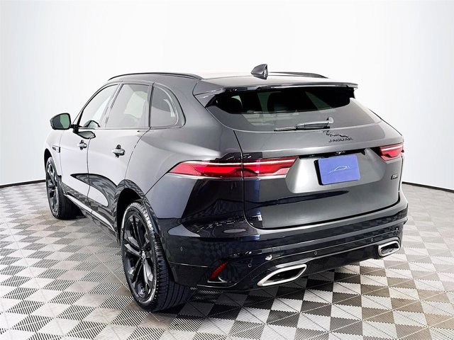 New 2026 Jaguar F-PACE R-Dynamic S image 5