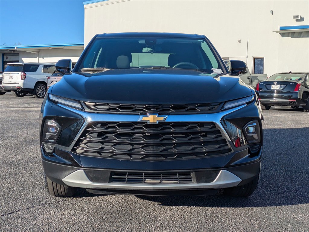Used 2025 Chevrolet Blazer LT image 8