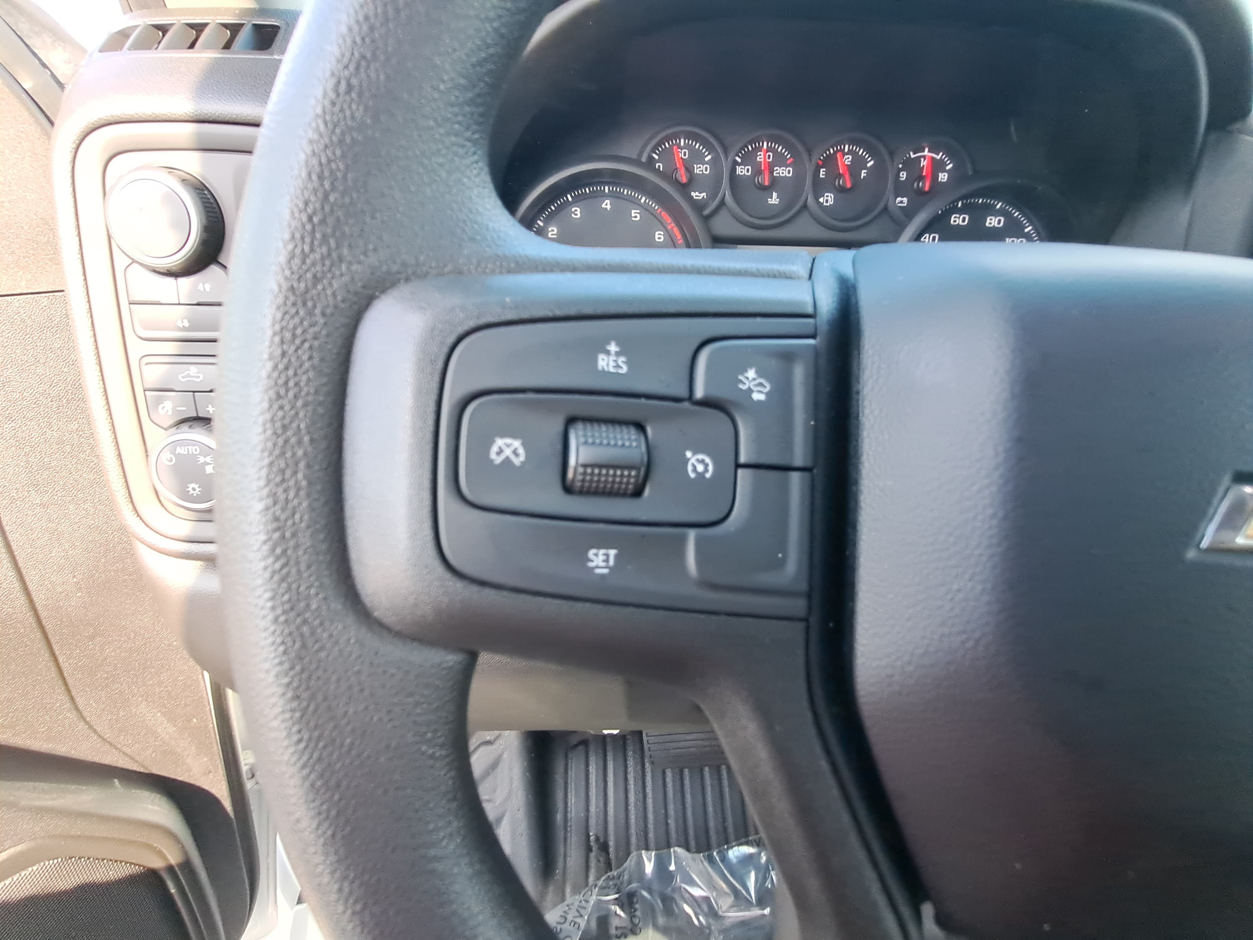 Used 2025 Chevrolet Silverado 2500 W/T w/ WT Convenience Package AWD/4WD image 15