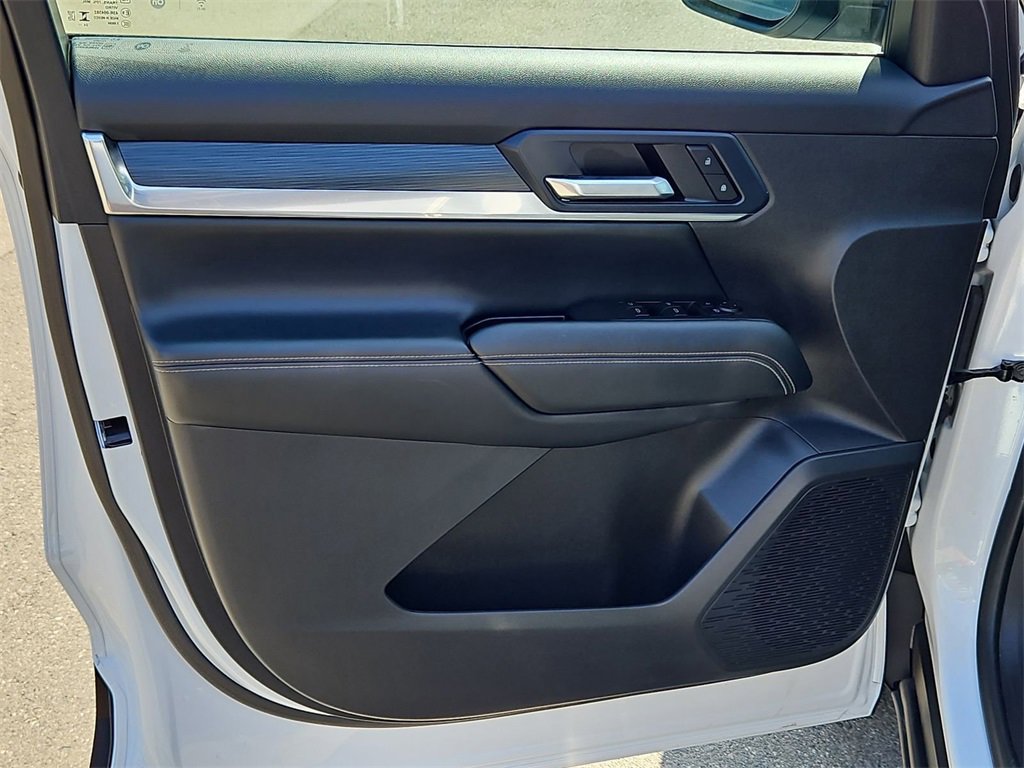 Certified 2025 GMC Terrain Elevation image 18