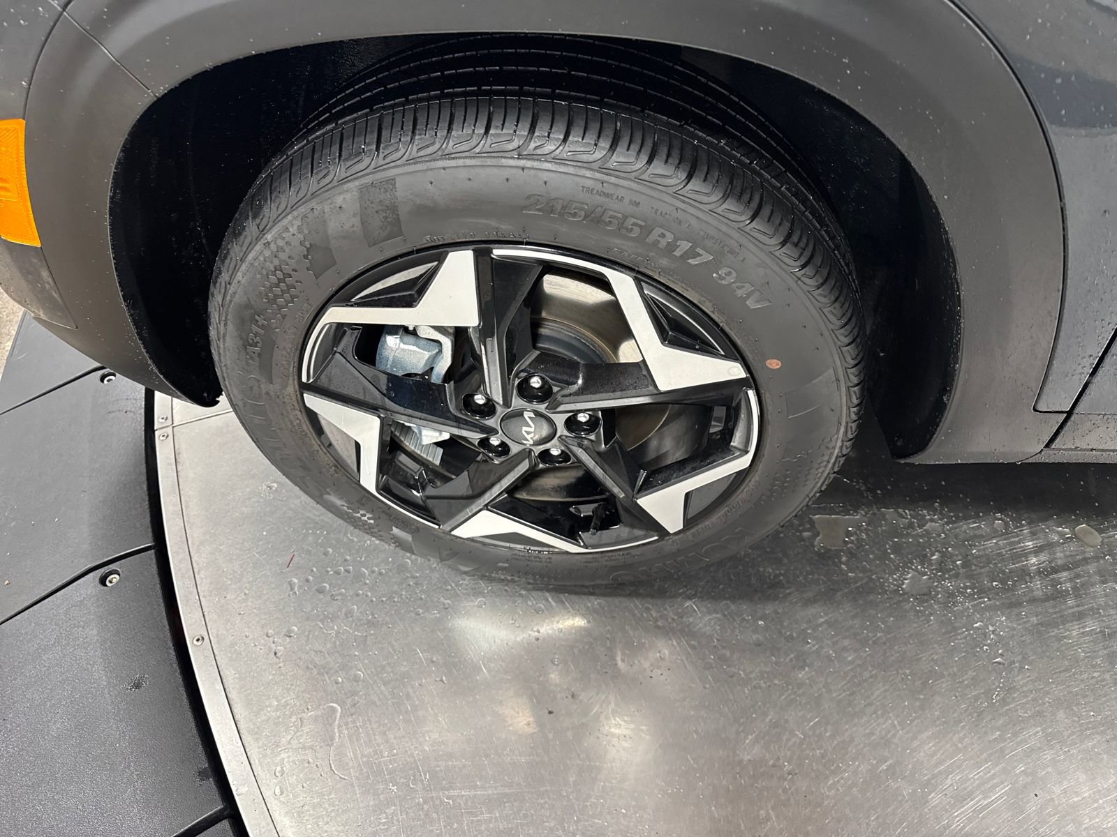 Certified 2025 Kia Seltos S AWD/4WD image 2