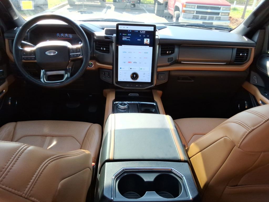 Used 2023 Ford Expedition Max Platinum RWD image 21
