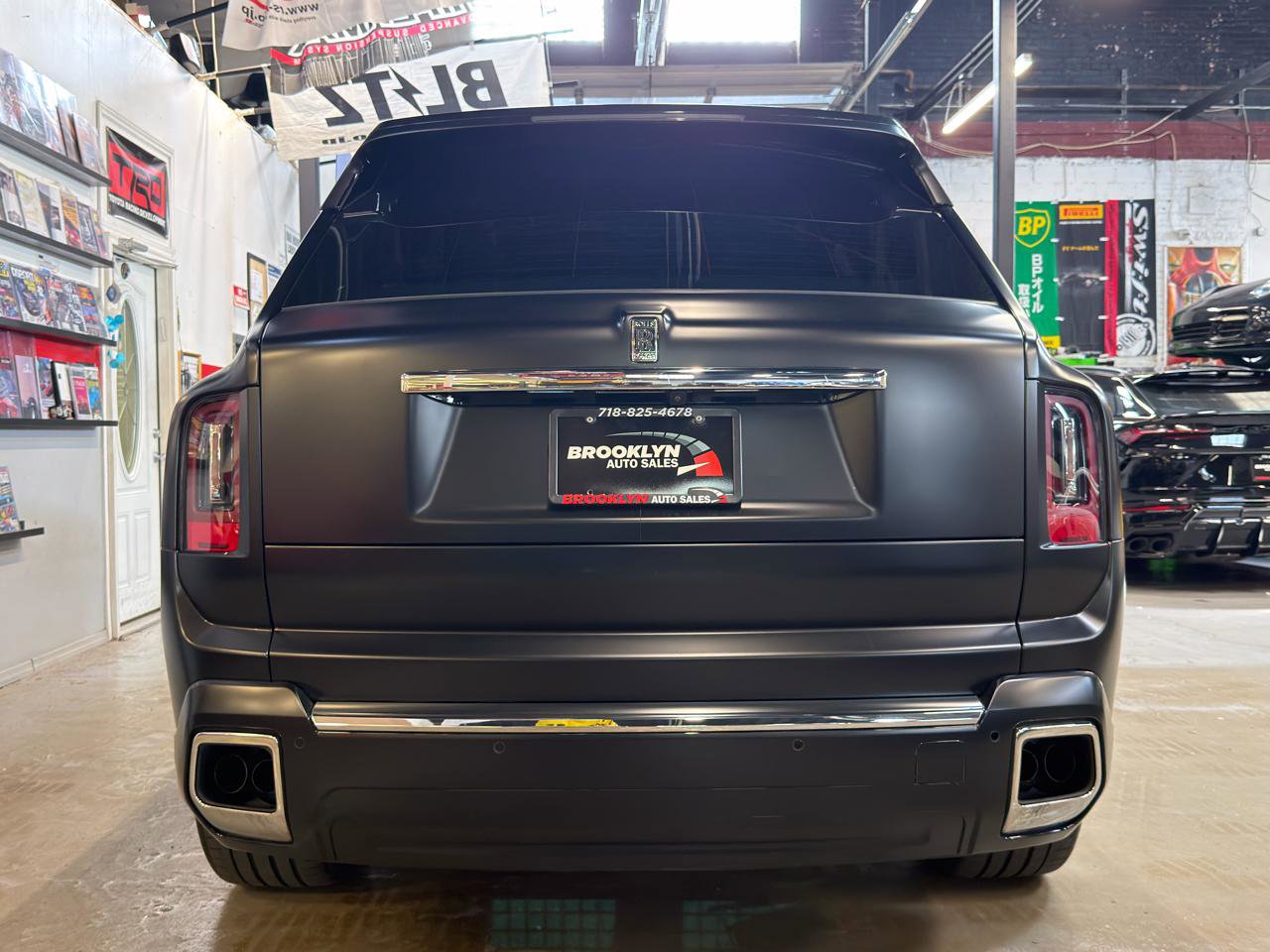 Used 2025 Rolls-Royce Cullinan image 7
