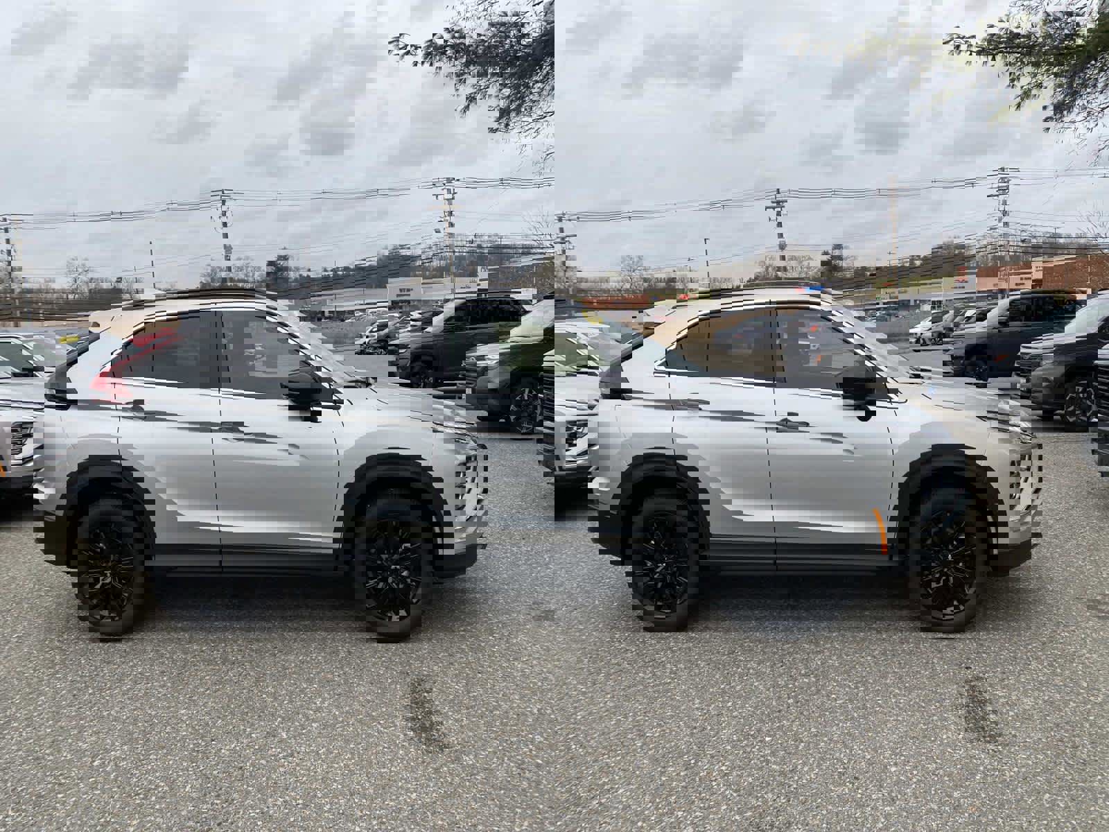 Used 2024 Mitsubishi Eclipse Cross Black Edition image 2