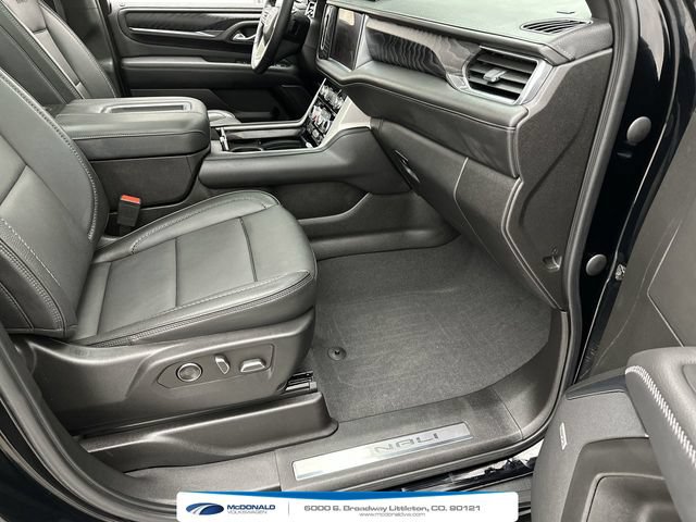 Used 2023 GMC Yukon Denali w/ LPO, Floor Liner Package AWD/4WD image 26