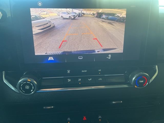 Used 2024 Chevrolet Colorado W/T image 12