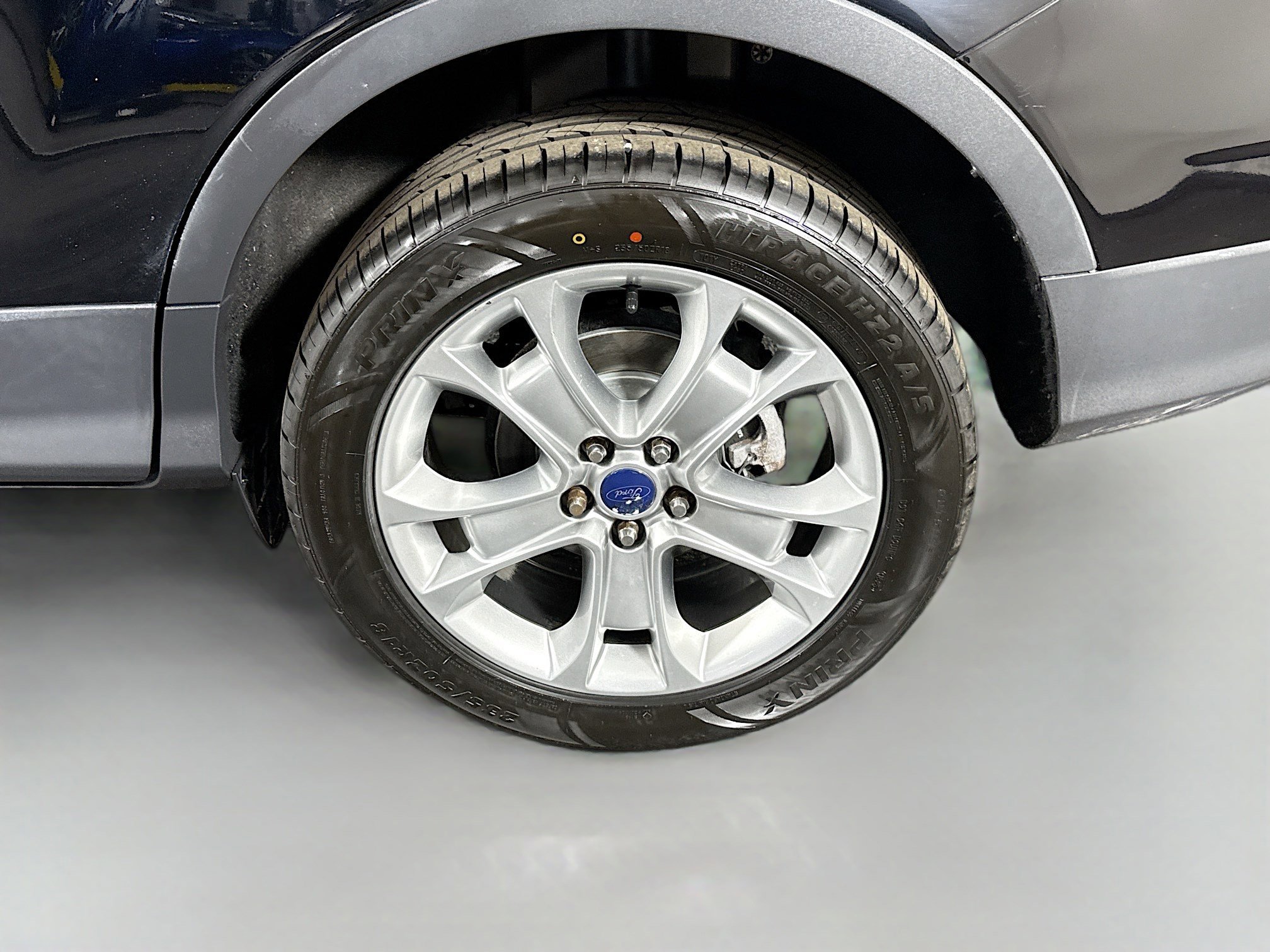 Used 2016 Ford Escape Titanium w/ Equipment Group 301A AWD/4WD image 37