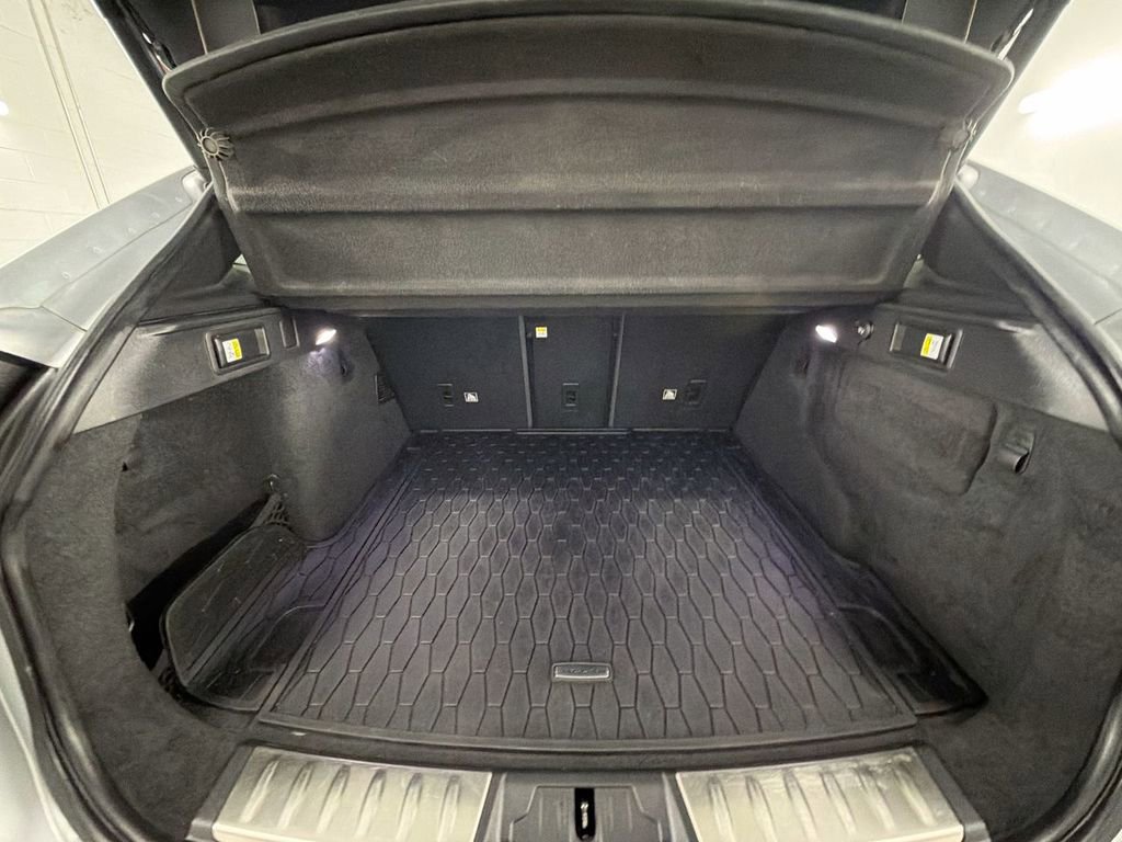 Used 2020 Jaguar F-PACE 300 Sport image 27