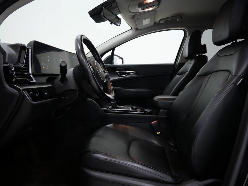 Used 2023 Kia Sportage EX AWD/4WD image 8