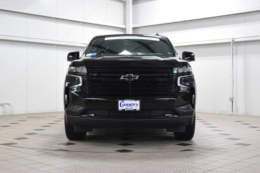 Used 2024 Chevrolet Tahoe RST w/ Luxury Package AWD/4WD image 2