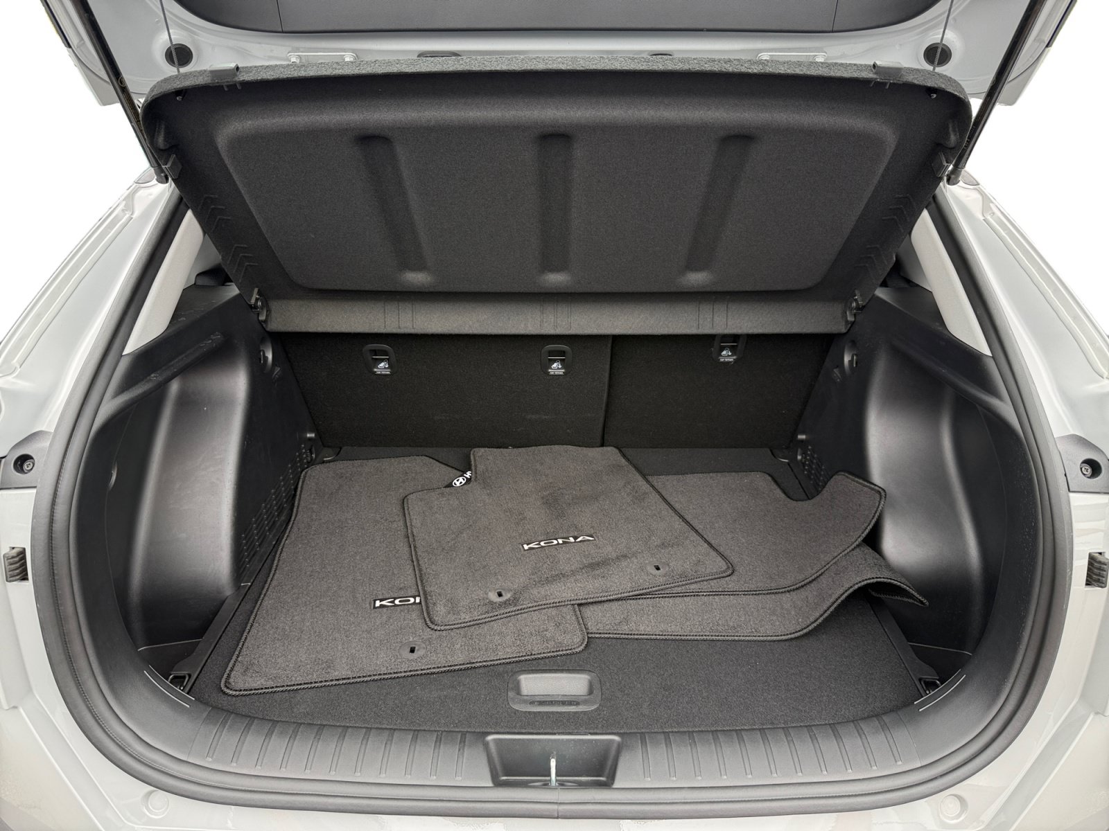 Certified 2025 Hyundai Kona SE FWD image 17