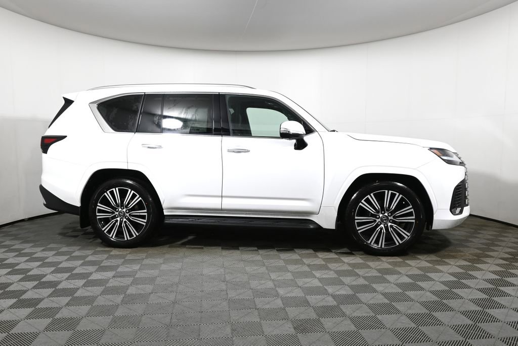 New 2026 Lexus LX 600 4WD w/ Accessory Package (2T) image 8