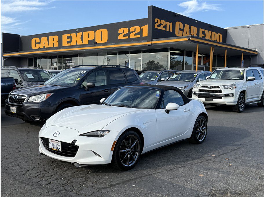Used 2017 MAZDA MX-5 Miata Grand Touring