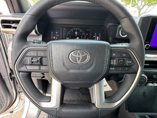 New 2026 Toyota 4Runner SR5 AWD/4WD image 10