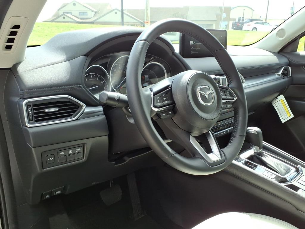 Used 2025 MAZDA CX-5 AWD 2.5 S w/ Preferred Package image 14