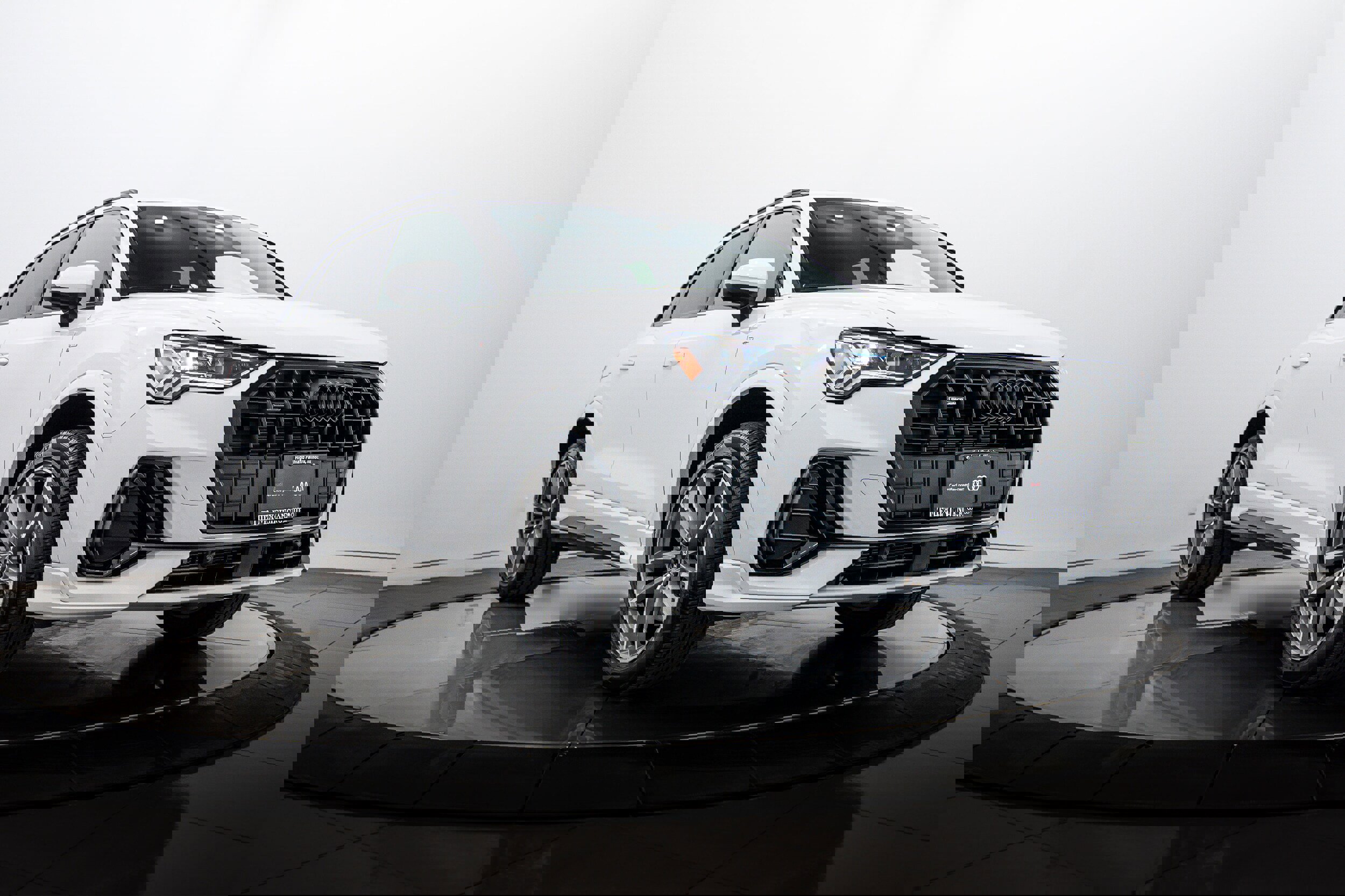 Used 2025 Audi Q3 2.0T Premium w/ Convenience Package