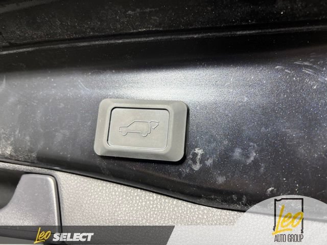 Used 2025 Toyota RAV4 Limited w/ Weather Package AWD/4WD image 22