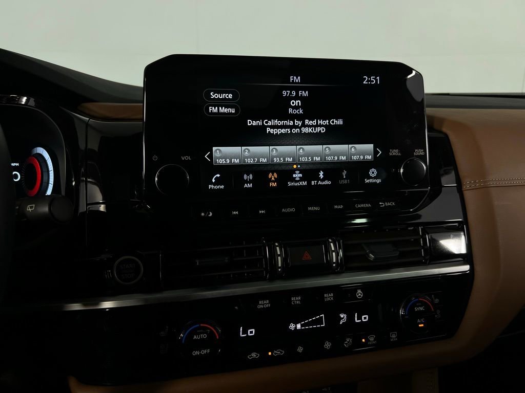 Used 2024 Nissan Pathfinder Platinum w/ Cargo Package image 17