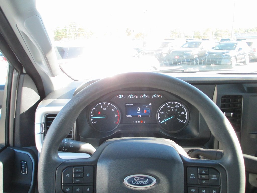 Used 2024 Ford F350 XLT w/ Snow Plow Prep Package image 21