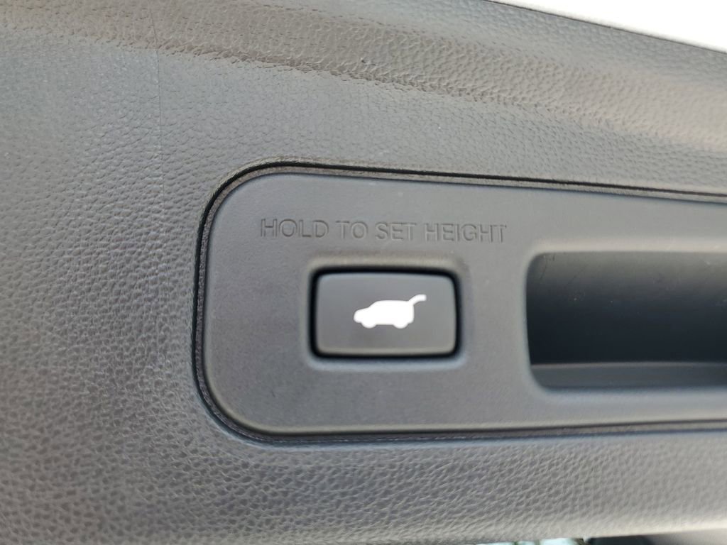 Used 2026 Acura MDX w/ Technology Package image 9
