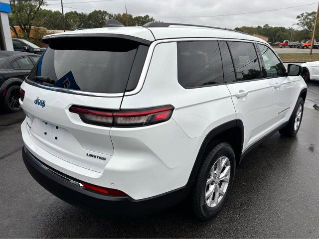 Used 2022 Jeep Grand Cherokee L Limited image 11