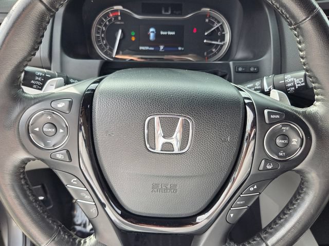 Used 2016 Honda Pilot Touring image 28