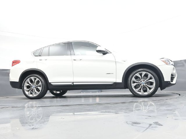 Used 2018 BMW X4 xDrive28i AWD/4WD image 30