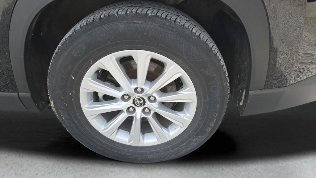 Used 2024 Toyota Grand Highlander XLE image 28