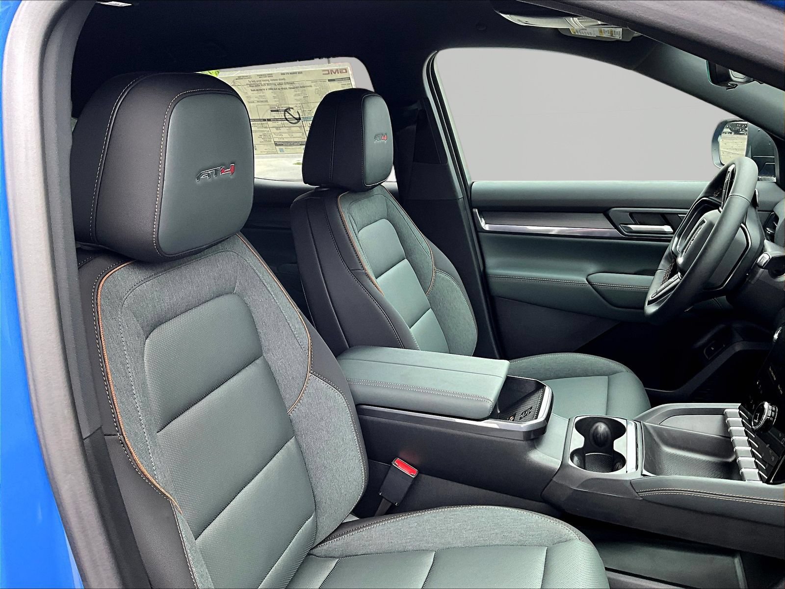New 2026 GMC Terrain AT4 w/ Convenience Package III AWD/4WD image 19