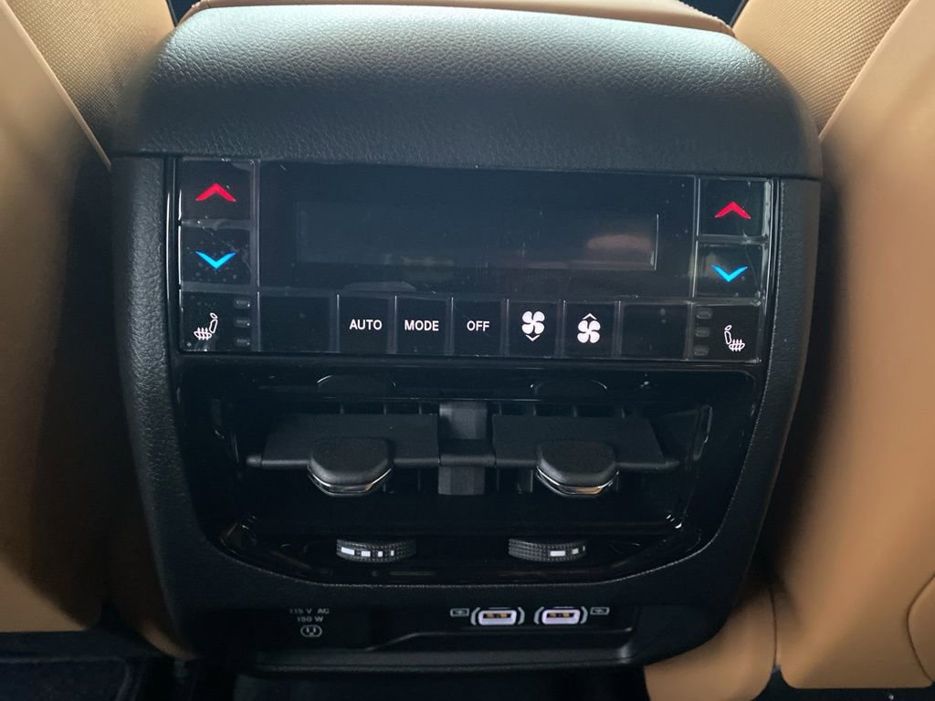 New 2025 Jeep Grand Cherokee L Summit w/ Obsidian Package image 44