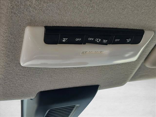 Used 2022 Nissan Kicks S FWD image 20