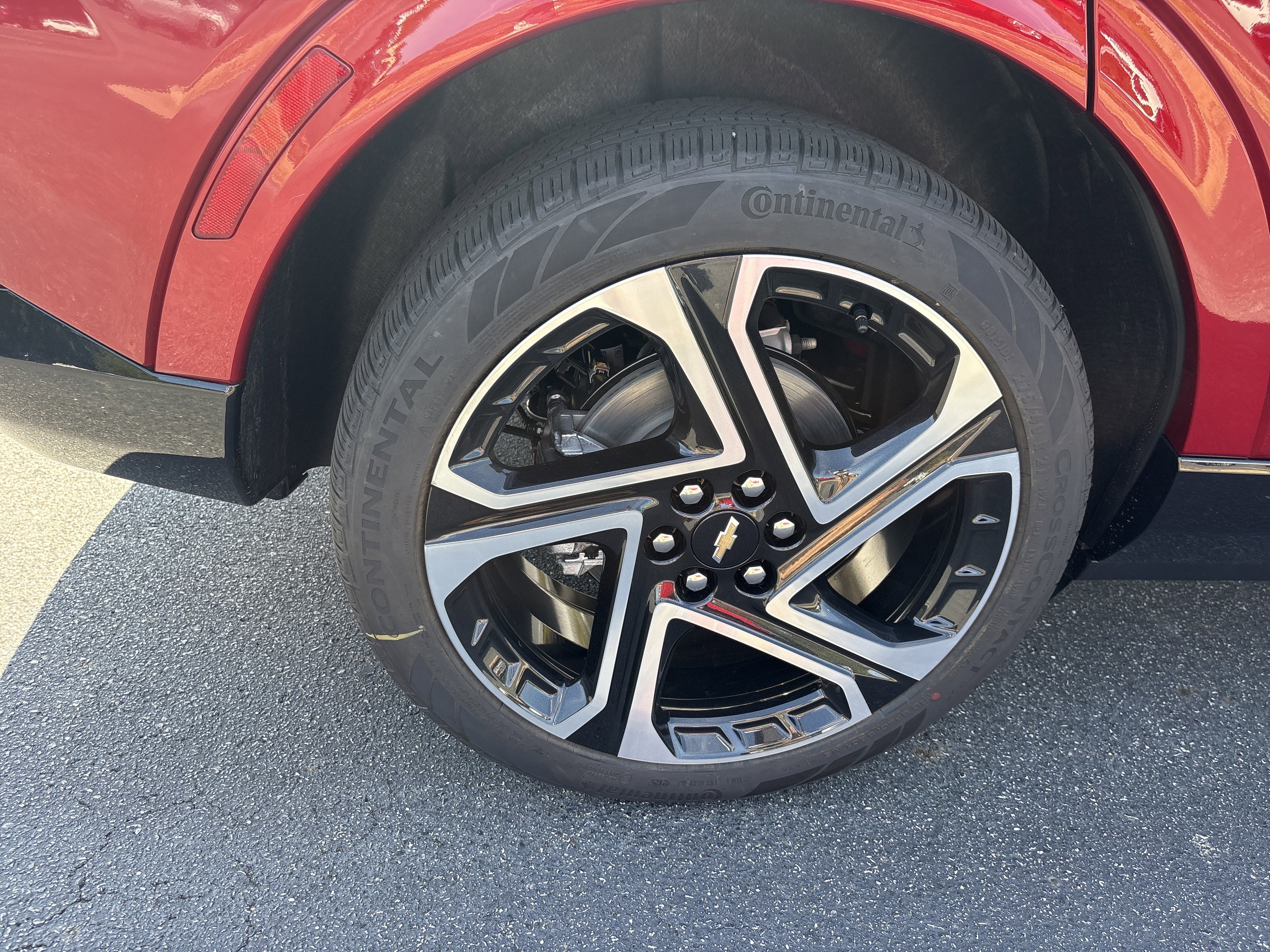 New 2026 Chevrolet Equinox EV LT w/ Convenience Package II image 17