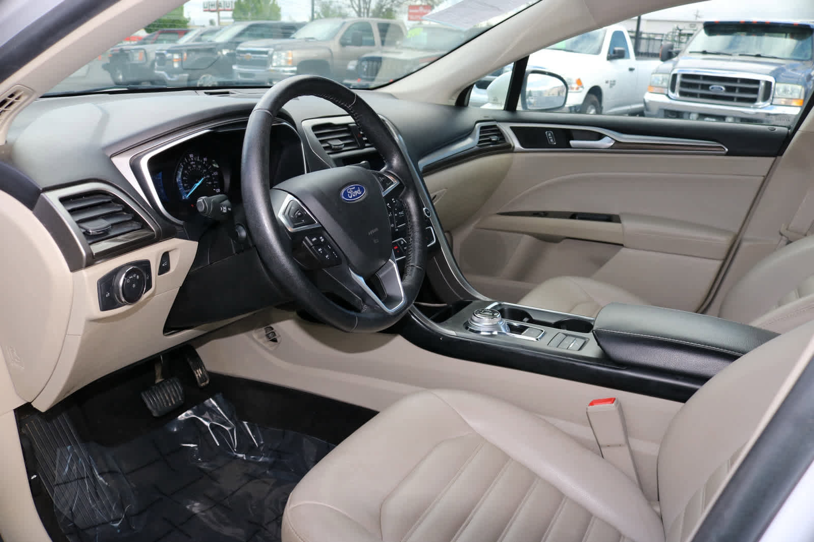 Used 2019 Ford Fusion SEL FWD image 8