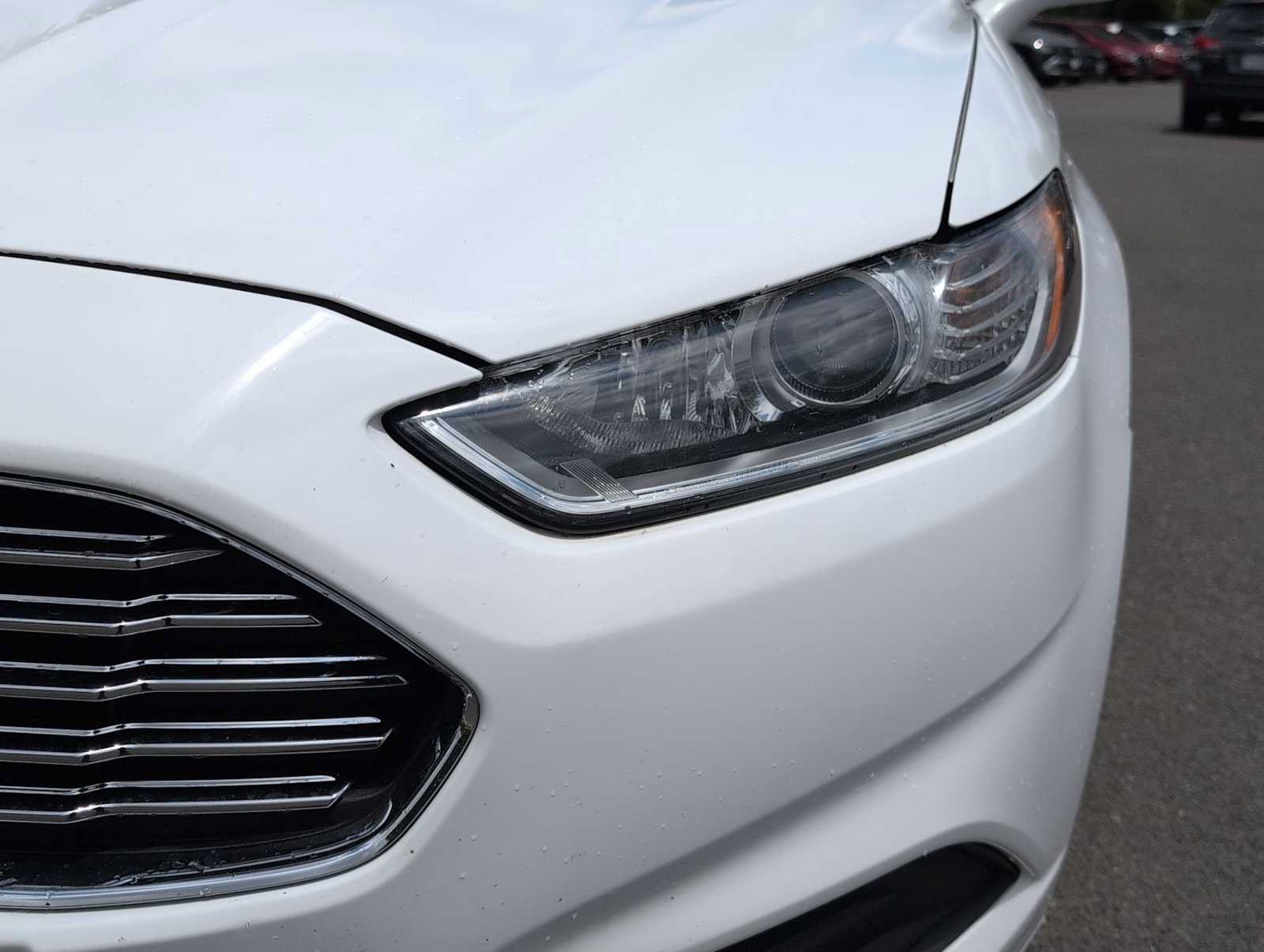 Used 2013 Ford Fusion SE FWD image 11