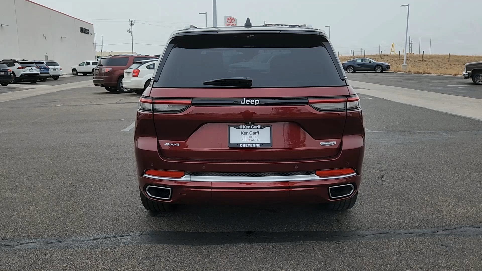 Used 2022 Jeep Grand Cherokee Summit image 3
