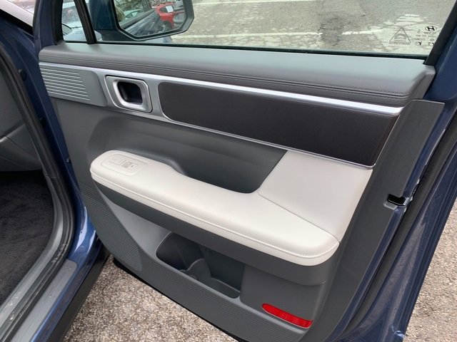 Certified 2025 Hyundai Santa Fe SEL w/ Tow & Go Package image 14