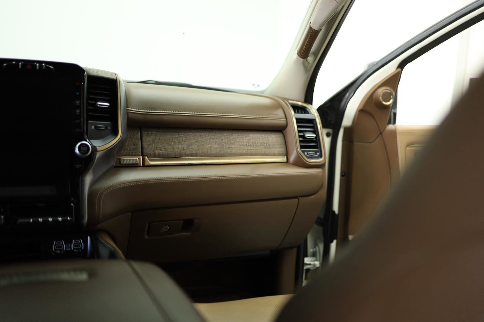 Used 2024 RAM 3500 Limited image 64