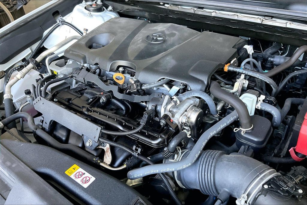 Used 2024 Toyota Camry SE FWD image 28