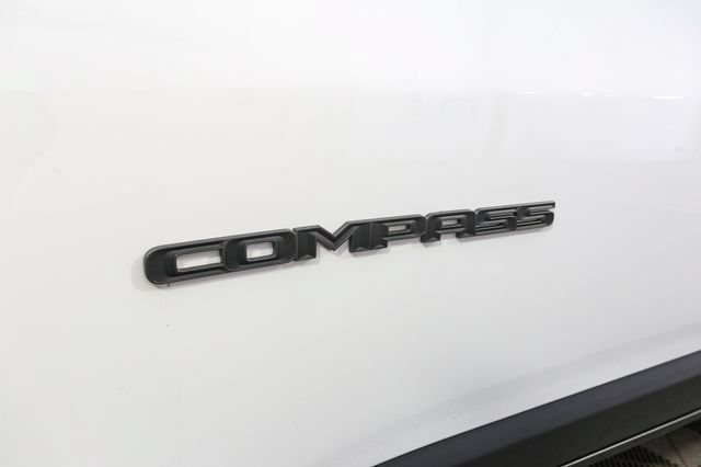 Used 2026 Jeep Compass Limited AWD/4WD image 7
