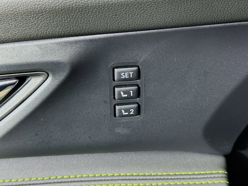 Used 2024 Subaru Ascent Onyx Edition Limited image 22