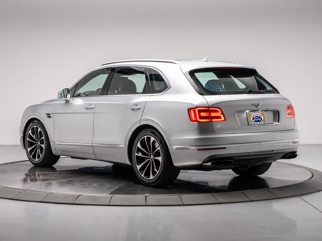Used 2019 Bentley Bentayga AWD/4WD image 3