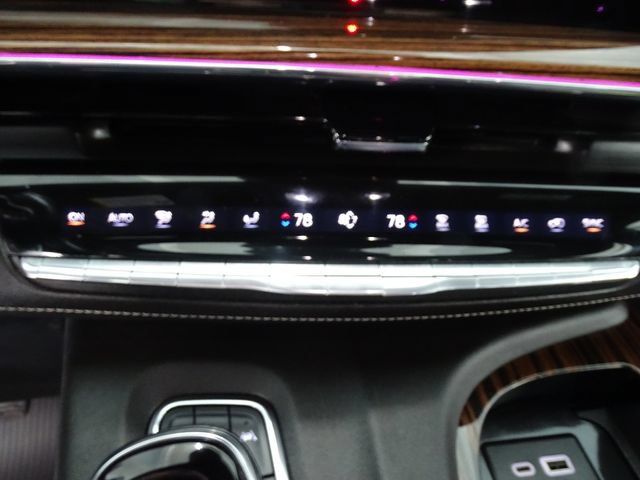 Certified 2024 Cadillac Escalade Premium Luxury w/ LPO, Floor Liner Package AWD/4WD image 15