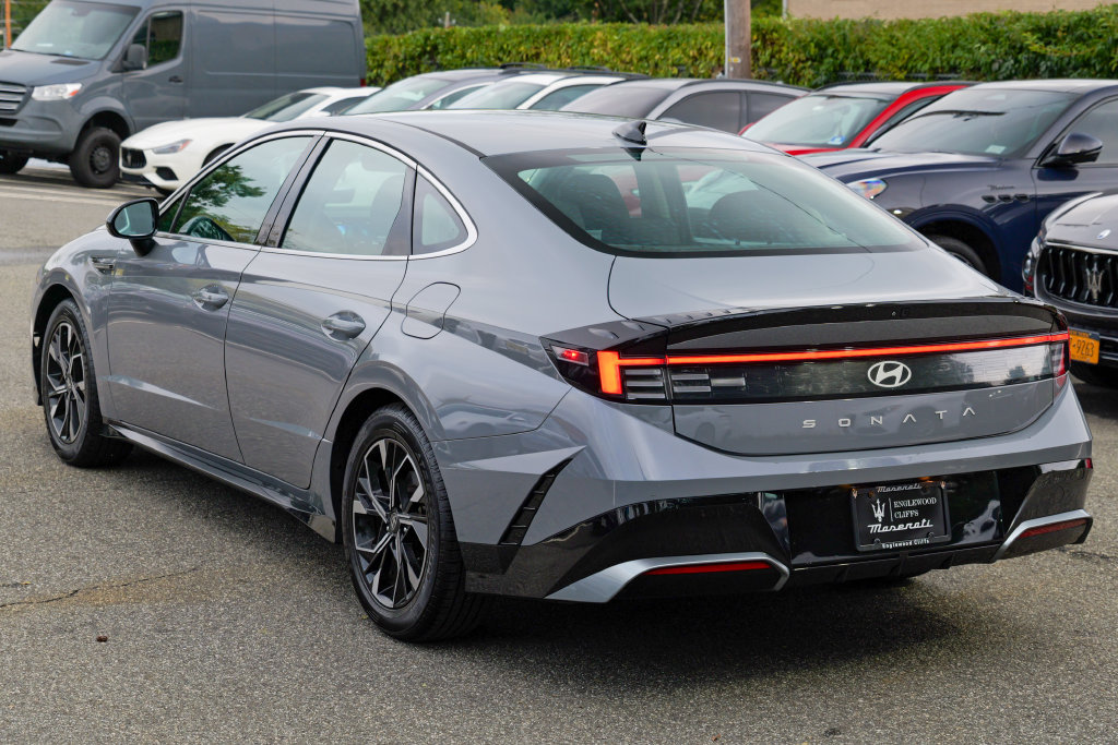 Used 2024 Hyundai Sonata SEL FWD image 5