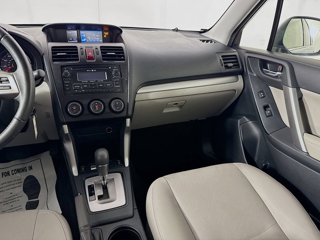 Used 2015 Subaru Forester 2.5i Limited AWD/4WD image 28