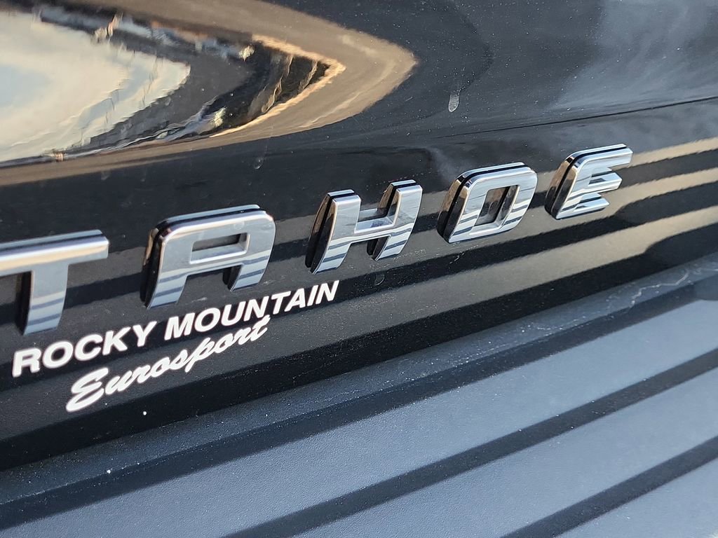 Used 2020 Chevrolet Tahoe LS w/ Enhanced Driver Alert Package image 15